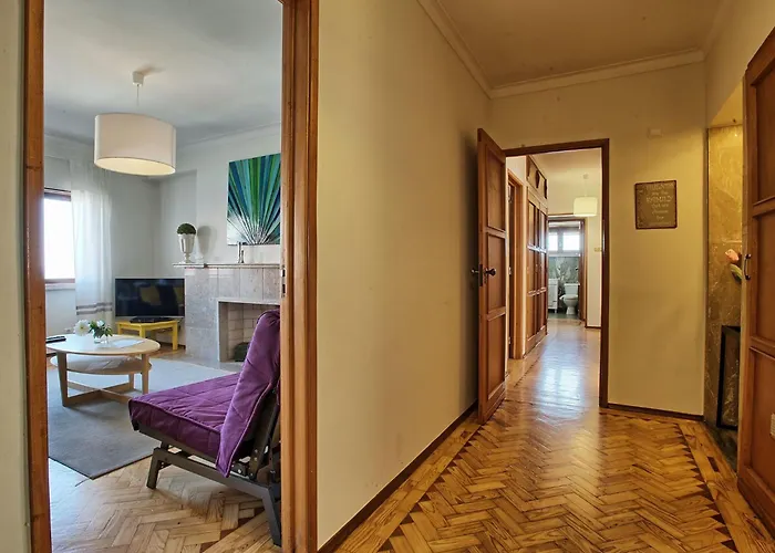 Appartement Fuer 17 Personen Und 1 Kind In By Interhome Lisboa