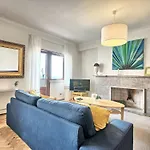 Fuer 17 Personen Und 1 Kind In By Interhome Apartment Lisbon