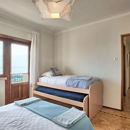 Fuer 17 Personen Und 1 Kind In By Interhome Appartement *