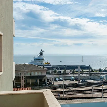 Fuer 17 Personen Und 1 Kind In By Interhome Lisboa