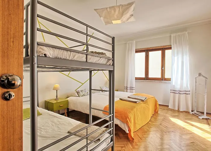 Fuer 17 Personen Und 1 Kind In By Interhome Апартаменты Лиссабон