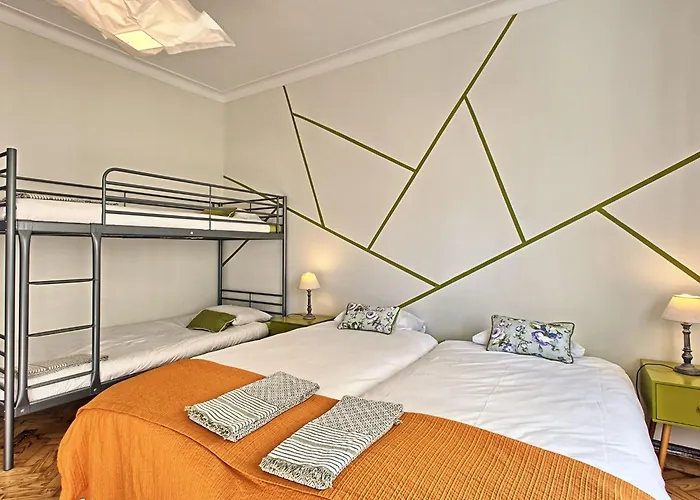 Апартаменты Fuer 17 Personen Und 1 Kind In By Interhome Лиссабон