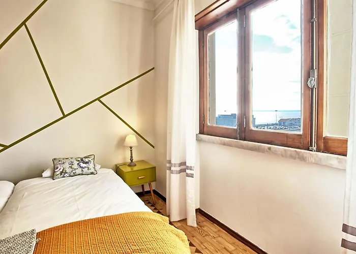 Апартаменты Fuer 17 Personen Und 1 Kind In By Interhome Лиссабон