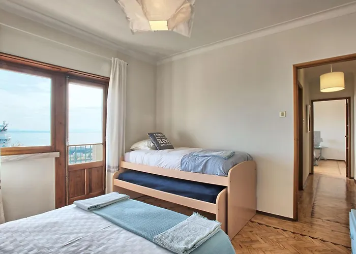 Fuer 17 Personen Und 1 Kind In By Interhome Апартаменты *