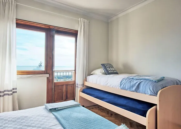 Fuer 17 Personen Und 1 Kind In By Interhome Апартаменты *