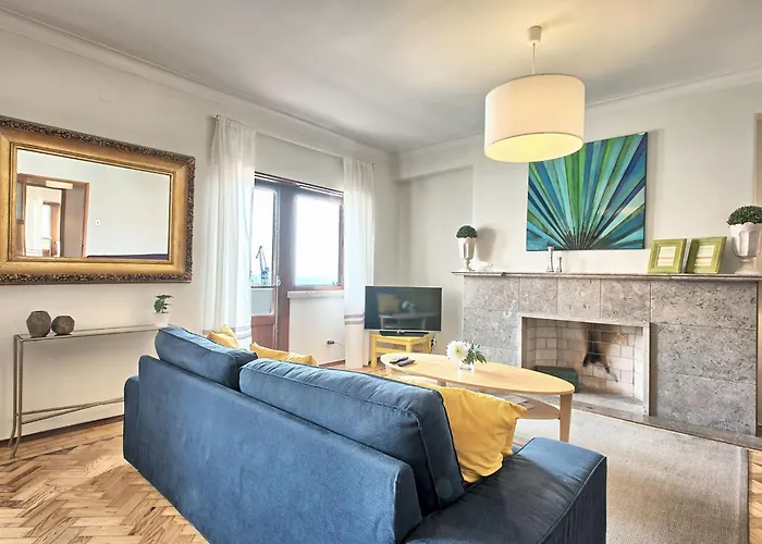 Fuer 17 Personen Und 1 Kind In By Interhome Lejlighed Lisboa