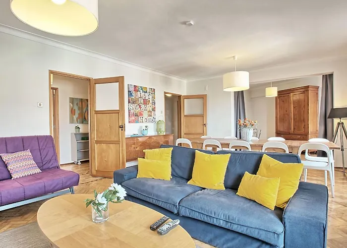 Fuer 17 Personen Und 1 Kind In By Interhome Апартаменты