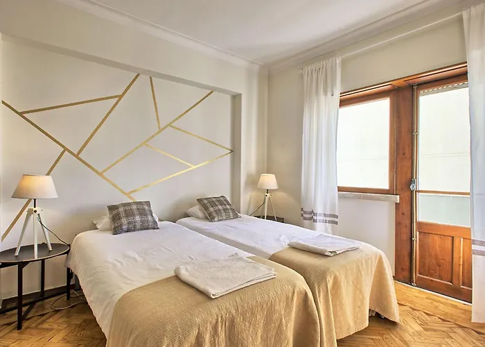 Fuer 17 Personen Und 1 Kind In By Interhome Апартаменты *