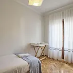 Fuer 17 Personen Und 1 Kind In By Interhome * Lissabon