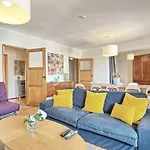 Fuer 17 Personen Und 1 Kind In By Interhome Apartman